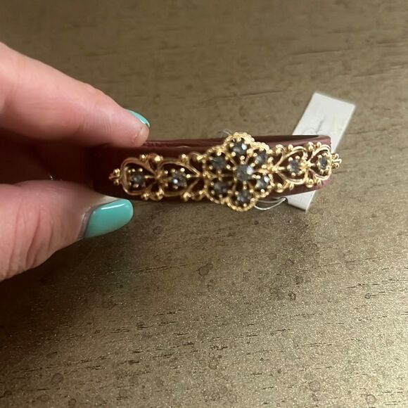 🎉1 hr sale 🎉Adjustable bracelet 💕 - Picture 2 of 8